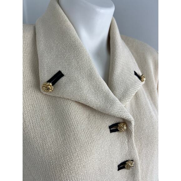 St John Collection Vintage Knit Blazer in Cream w Gold Buttons 10 - Picture 2 of 8